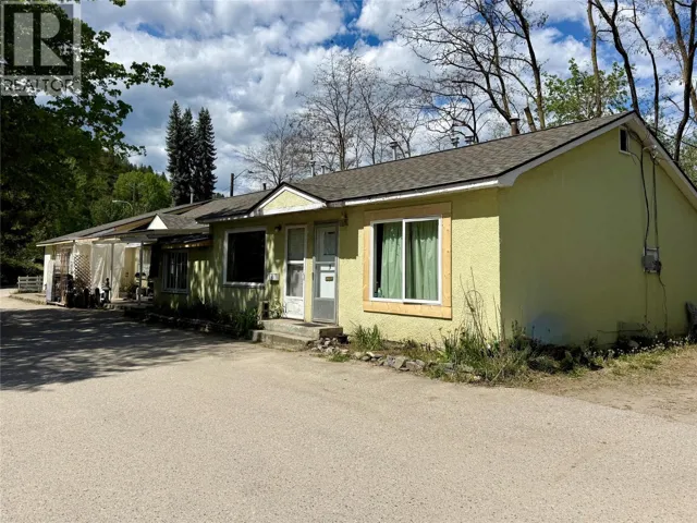 1101-1107 COLUMBIA Avenue, Castlegar, British Columbia V1N1H6