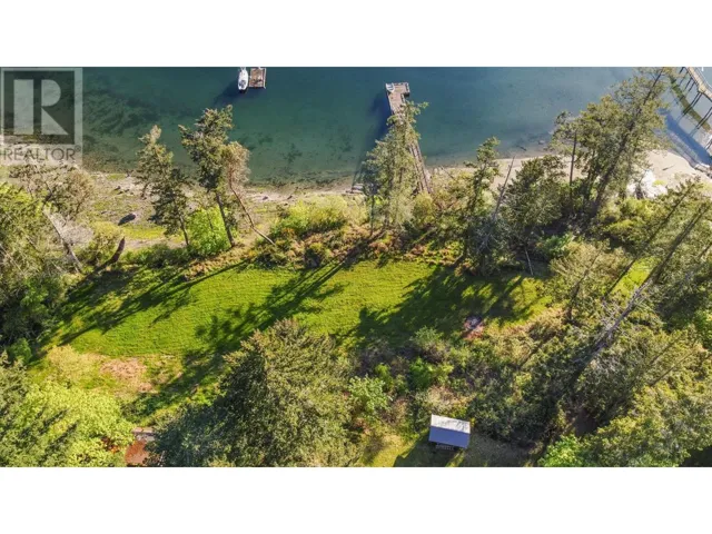3045 MONTAGUE ROAD, Galiano Island, British Columbia V0N1P0