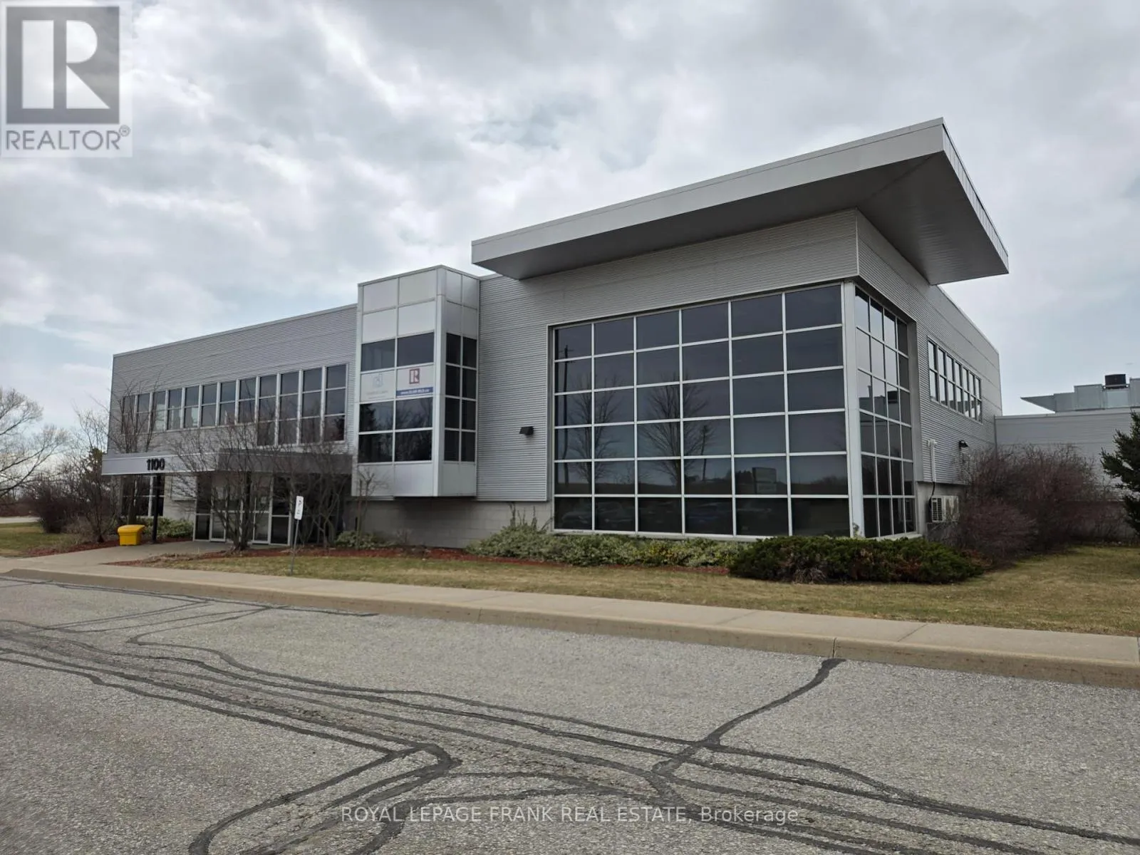 Commercial Sale For Sale