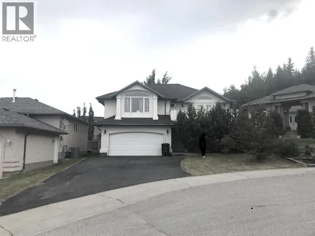105 Parker Place, Hinton, Alberta T7V2E5