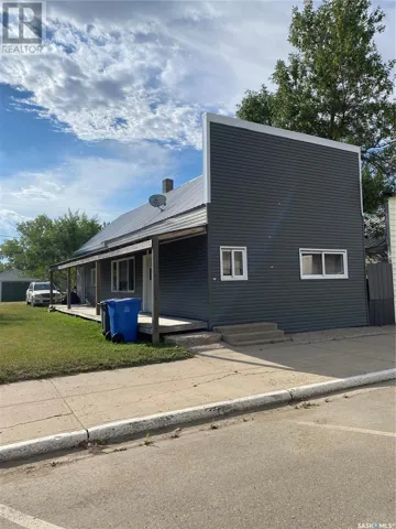 214 Main STREET, Midale, Saskatchewan S0C1S0