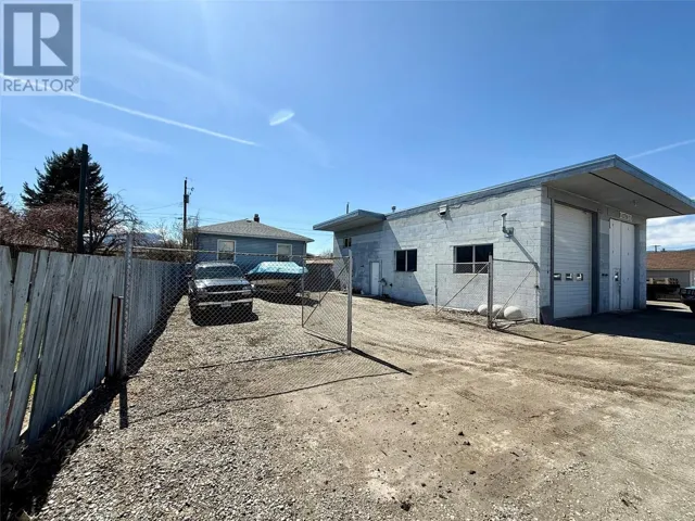 1418 5 Street N, Cranbrook, British Columbia V1C3M2
