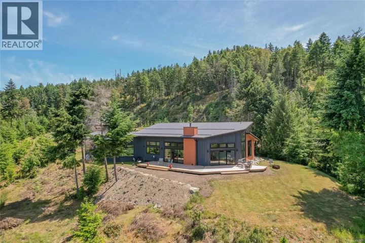 153 Southern Way, Salt Spring, British Columbia V8K2Y1