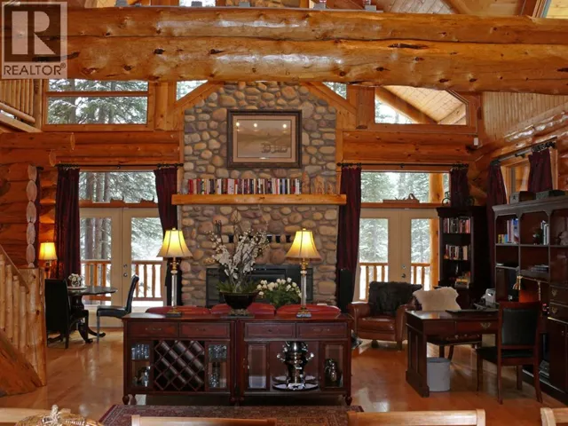 104 White Avenue, Bragg Creek, Alberta T0L0K0