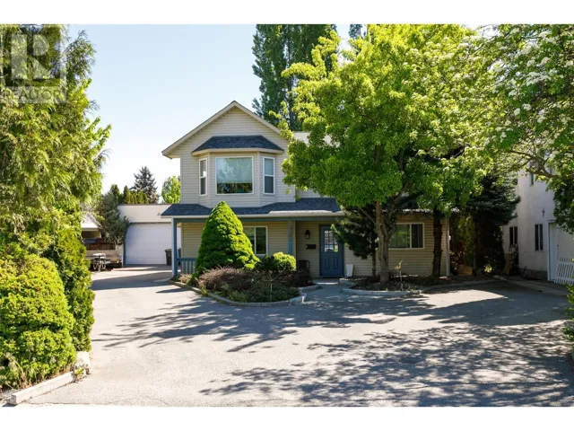 2997 Lowe Court, Kelowna, British Columbia V1Y8L3