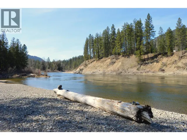 855 Ponderosa Drive, Christina Lake, British Columbia V0H1E0