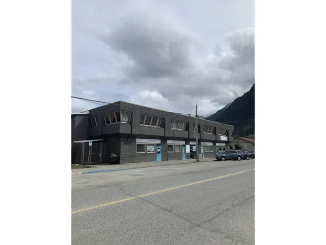 207 895 3RD AVENUE, Hope, British Columbia V0X1L0