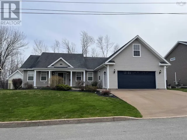 42 Rowan Avenue, New Glasgow, Nova Scotia B2H0A4