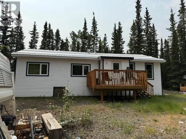 104 GUDER DRIVE, Carmacks, Yukon Y0B1C0