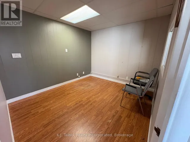 780