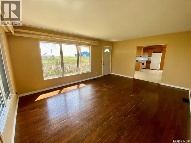 320 2 STREET E, Carnduff, Saskatchewan S0C0S0