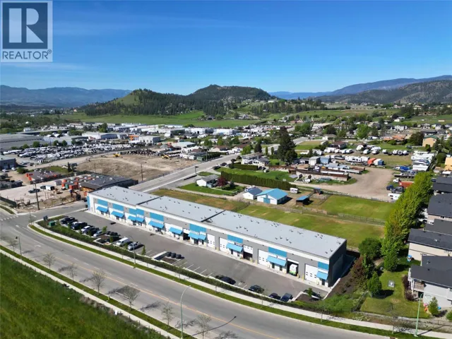 3196 Appaloosa Road Unit# 103, Kelowna, British Columbia V1V2G9