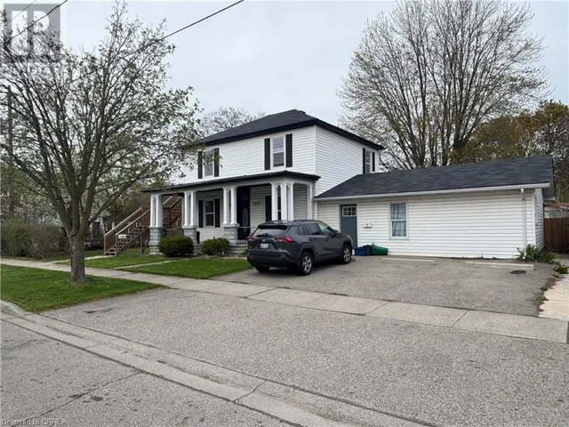 196 MARLBOROUGH Street, Brantford, Ontario N3T4T1