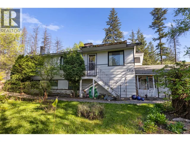 772 Otter Lake Cross Road, Spallumcheen, British Columbia V4Y0R6