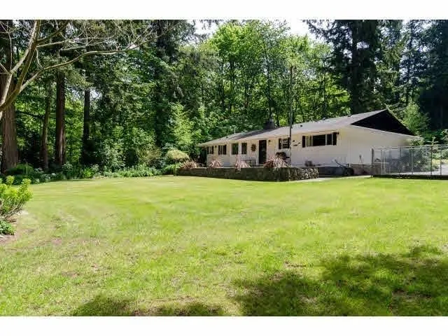 13715 28 AVENUE, Surrey, British Columbia V4P1T7