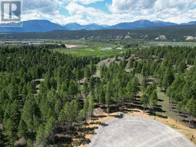 Lot 16 SADDLEWOOD Lane, Radium Hot Springs, British Columbia V0A1M0