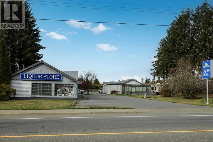 651 Anderton Rd, Comox, British Columbia V9M2J1