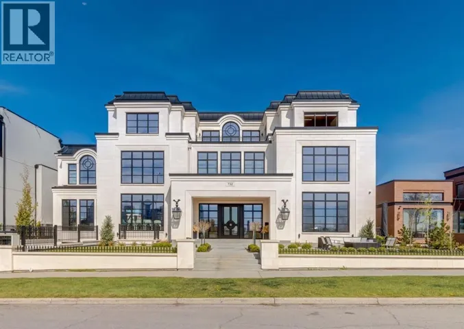 732 Crescent Road NW, Calgary, Alberta T2M4A6