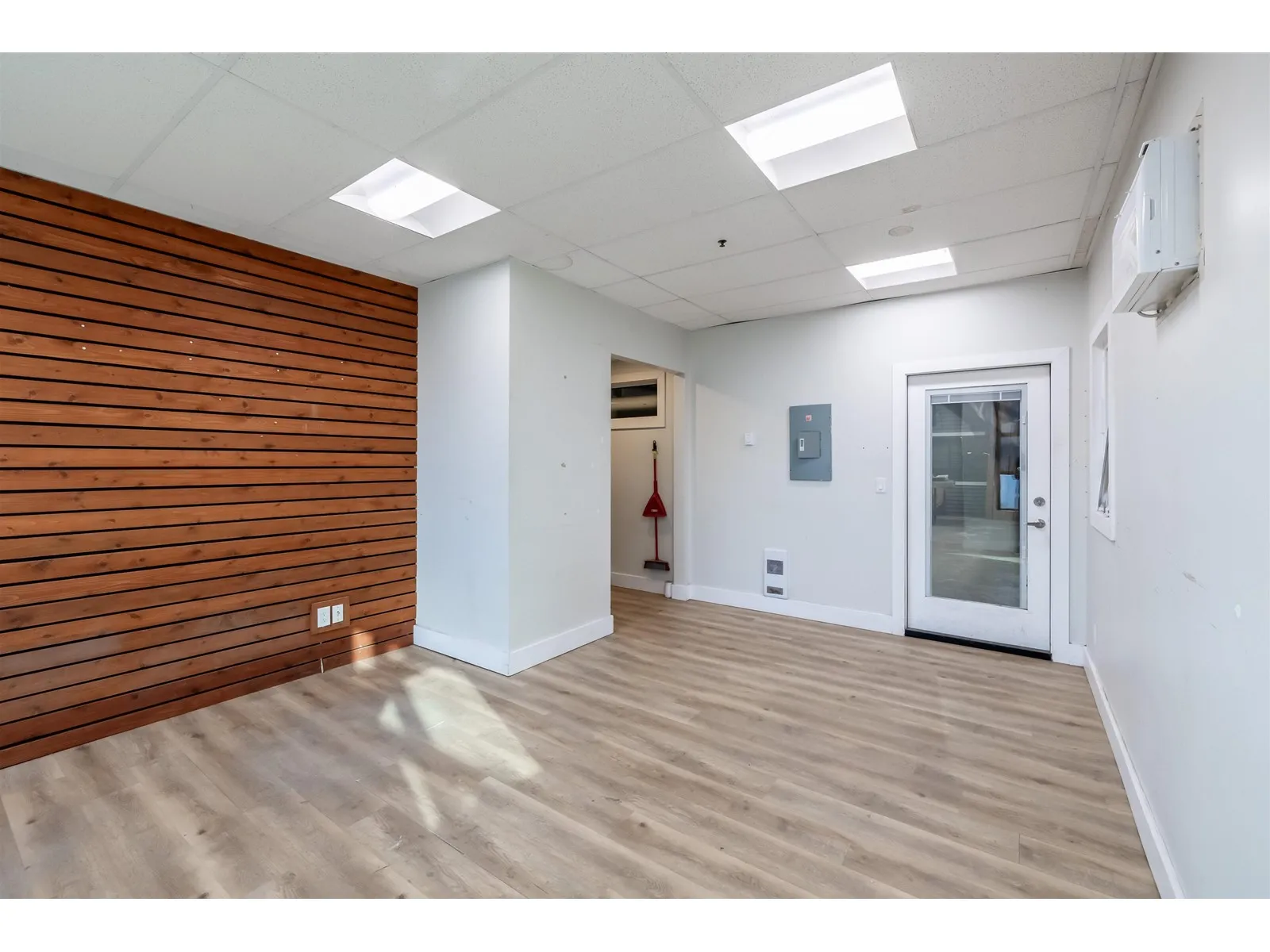 Commercial Sale For Sale