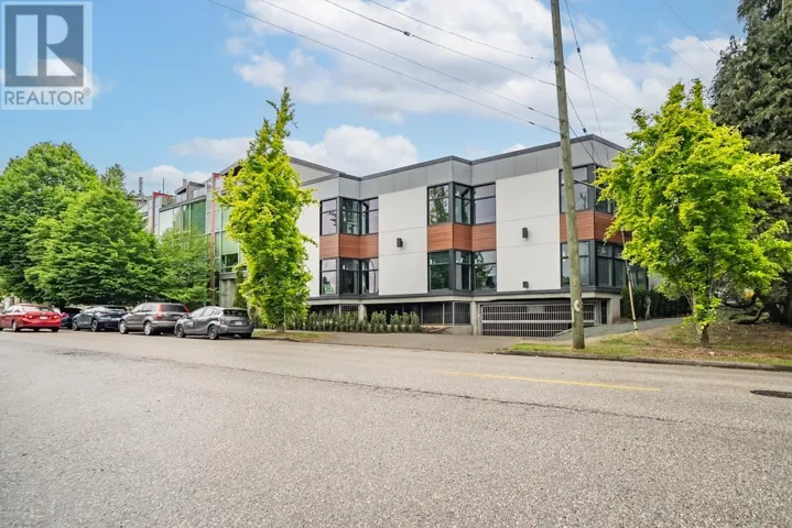 3455 VICTORIA DRIVE, Vancouver, British Columbia V5N4M5