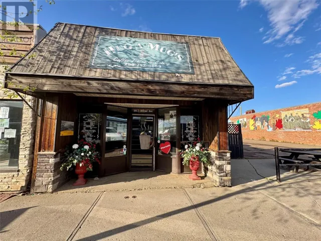 1012 102 Avenue, Dawson Creek, British Columbia V1G2B8