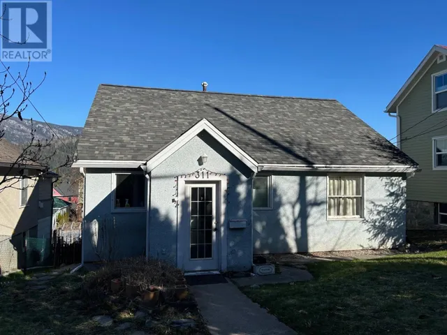311 Gore Street, Nelson, British Columbia V1L5B8
