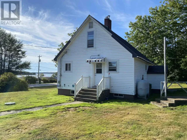 8394 Highway 3, Port Mouton, Nova Scotia B0T1T0