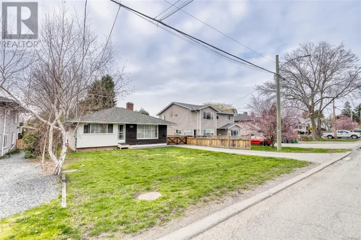 3054 Donald St, Saanich, British Columbia V9B0W3