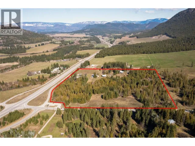 4251 Mikkelson Frontage Road, Tappen, British Columbia V0E2X2
