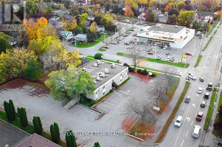 309 UNIT 206 B PARK STREET, Brockville, Ontario K6V6E5