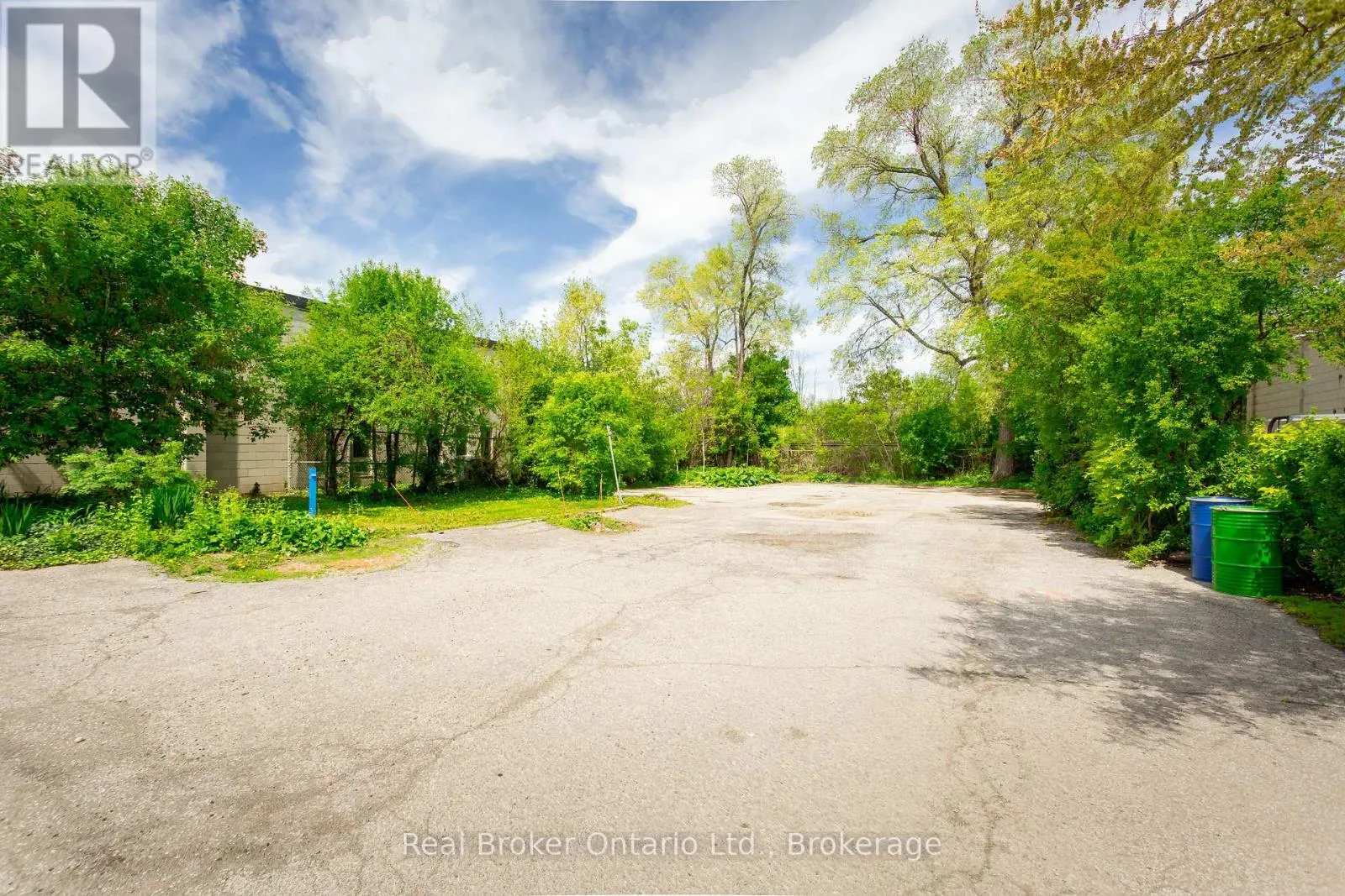 Commercial Sale For Sale