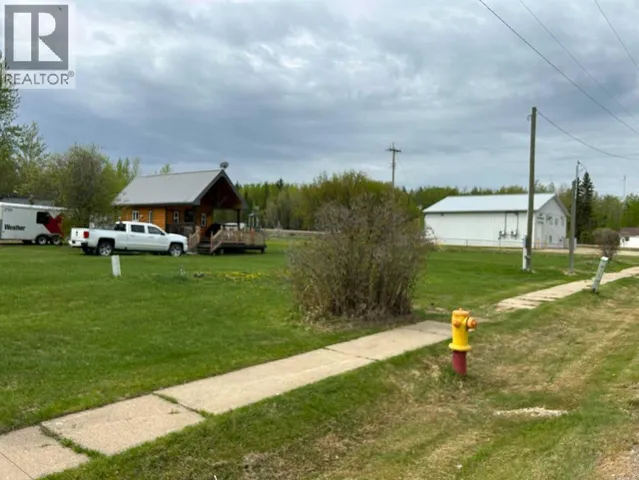 16 1 Street E, Faust, Alberta T0G0X0