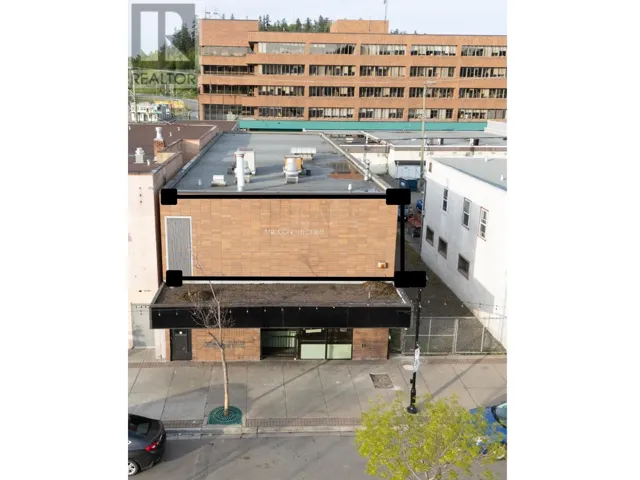 1033 3RD AVENUE, Prince George, British Columbia V2L3E3