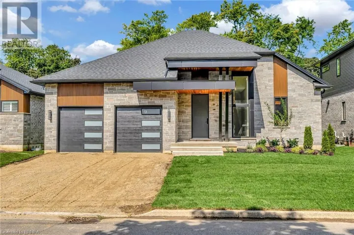 161 PARKSIDE Drive, Brantford, Ontario N3T0S9