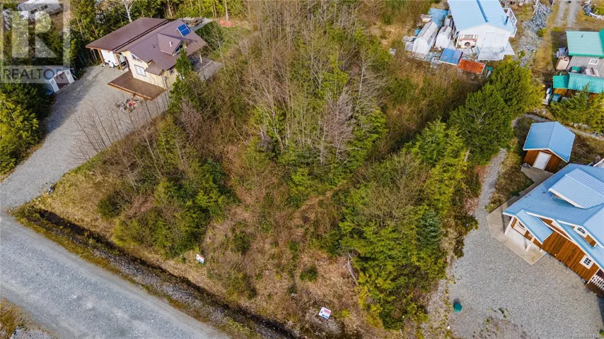 1146 Fourth Ave, Ucluelet, British Columbia V0R3A0