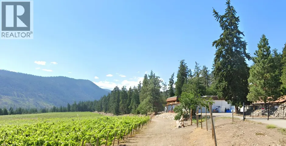 5078 Cousins Place, Peachland, British Columbia V0x1X2