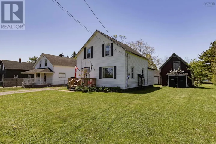 41 Templar Street, Parrsboro, Nova Scotia B0M1S0