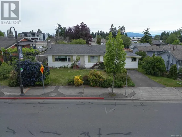 129 Jensen Ave E, Parksville, British Columbia V9P1S3