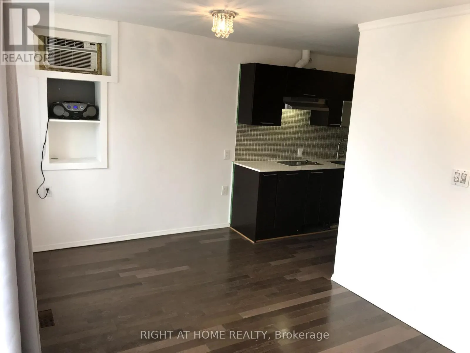 Commercial Sale For Sale
