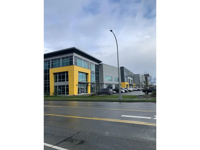 205 34425 MCCONNELL ROAD, Abbotsford, British Columbia V2S5V7