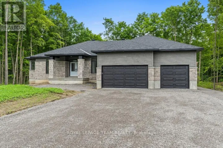 47 HOGAN DRIVE, McNab/Braeside, Ontario K7S0H8