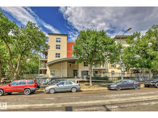 #115 10118 106 ave NW NW, Edmonton, Alberta T5H0B8