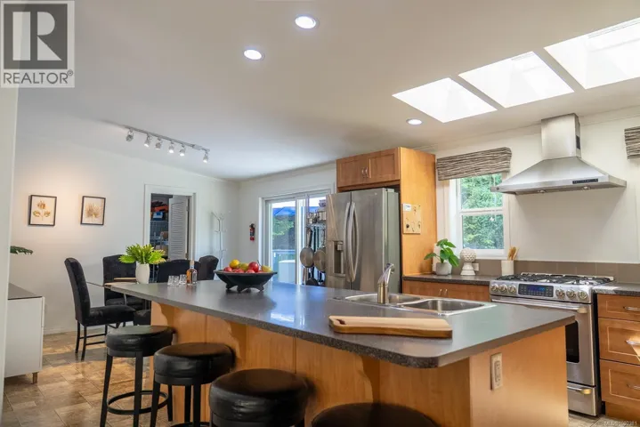 2604 Dory Way, Pender Island, British Columbia V0N2M2