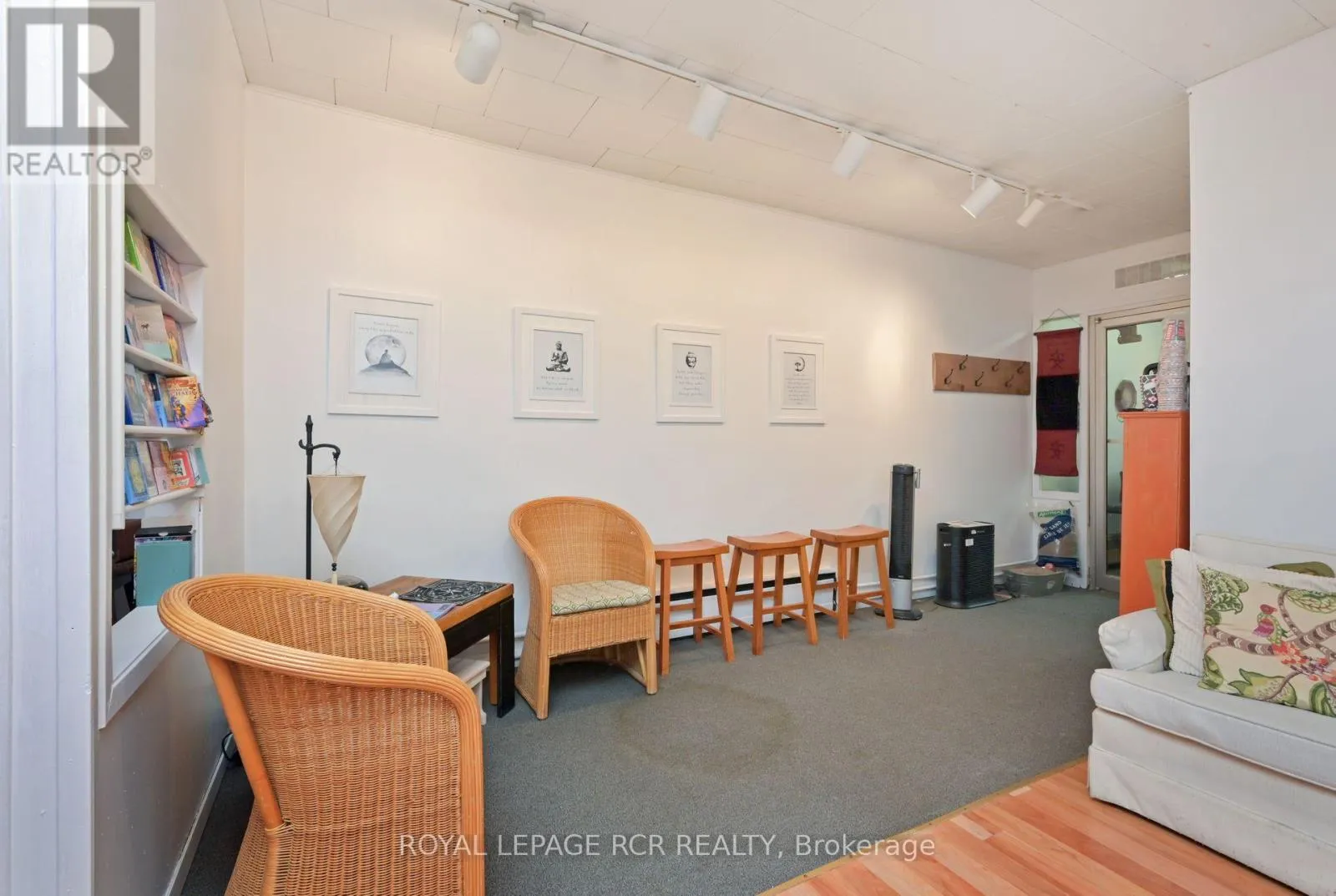 Commercial Sale For Sale