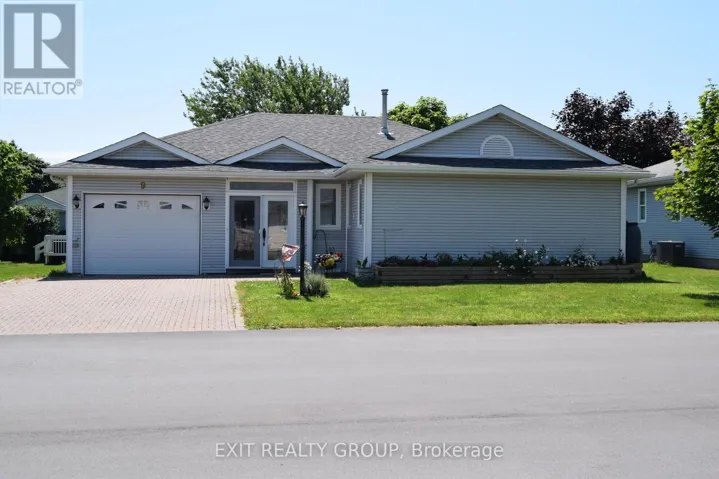 9 EMPIRE BOULEVARD, Prince Edward County (Wellington Ward), Ontario K0K3L0