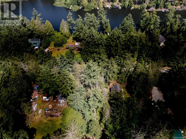 4849 Pirates Rd, Pender Island, British Columbia V0N2M2