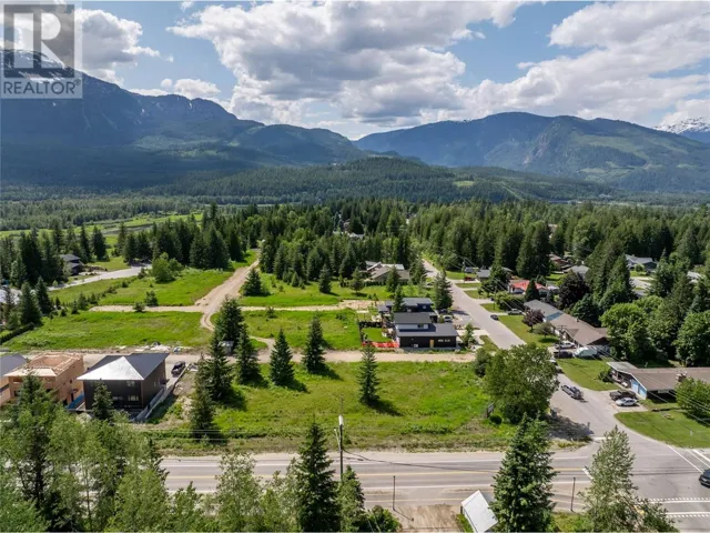 2004 Lanzo Lane Lot# SL 3, Revelstoke, British Columbia V0E2S1