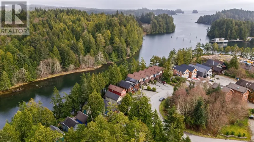 277 Boardwalk Blvd, Ucluelet, British Columbia V0R3A0