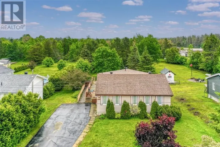 12 Roberta Avenue, Dowling, Ontario P0M1R0