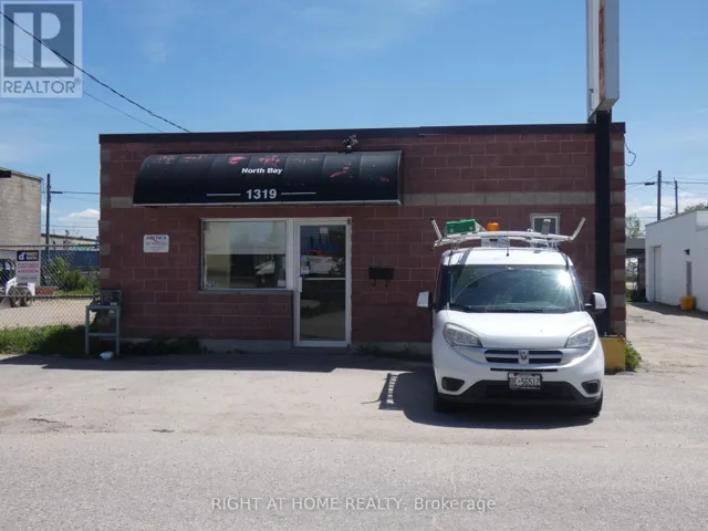 1319 HAMMOND STREET, North Bay (Central), Ontario P1B2J2